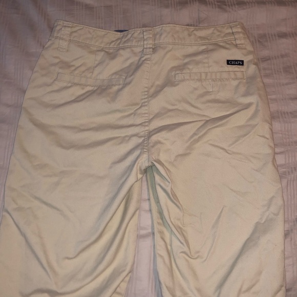CHAPS khaki shorts - Picture 2 of 4
